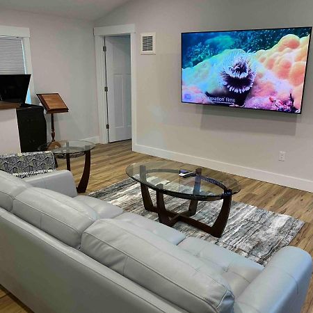 Vila Modern 2Br 2Ba With King Bed-Fast Wi-Fi 75 Inch Oled Tv Wilmington Exteriér fotografie
